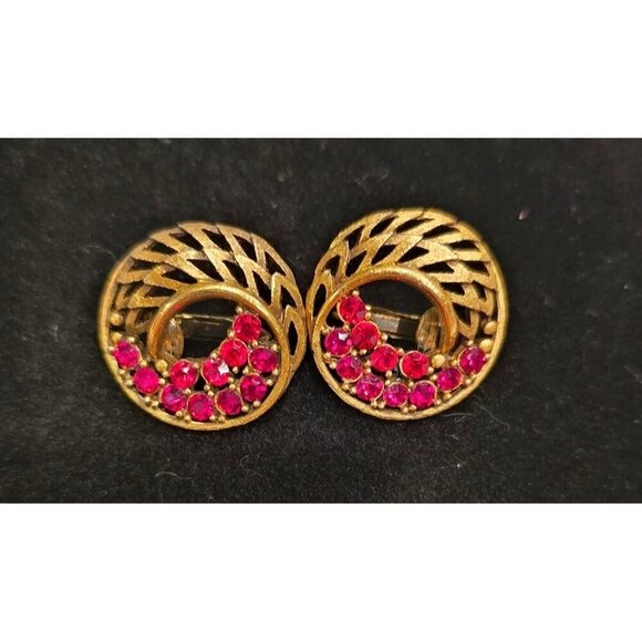 Vintage Mid-Century Gold-Tone Clip-On Earrings Red Rhinestones Circular Design - Picture 3 of 8